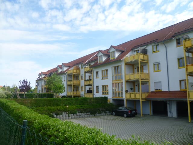So eine schöne Wohnung mit Wintergarten!