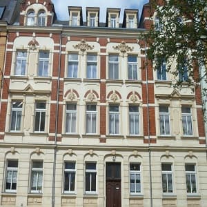 Großzügige 3 Raum Wohnung im Altbau