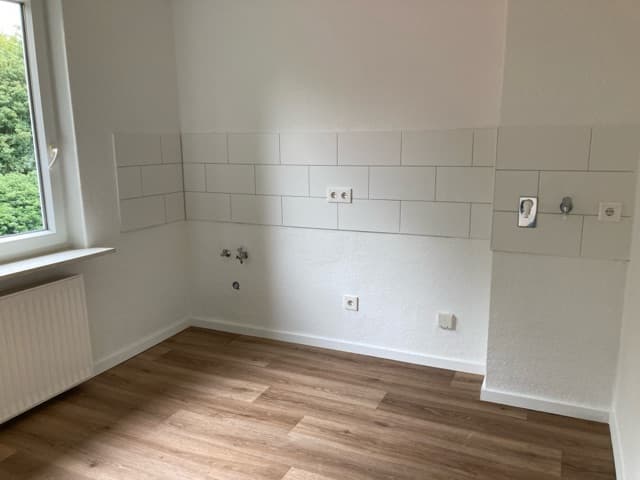 Erstbezug nach Sanierung - helle 3-Zimmer-Wohnung im 1. OG