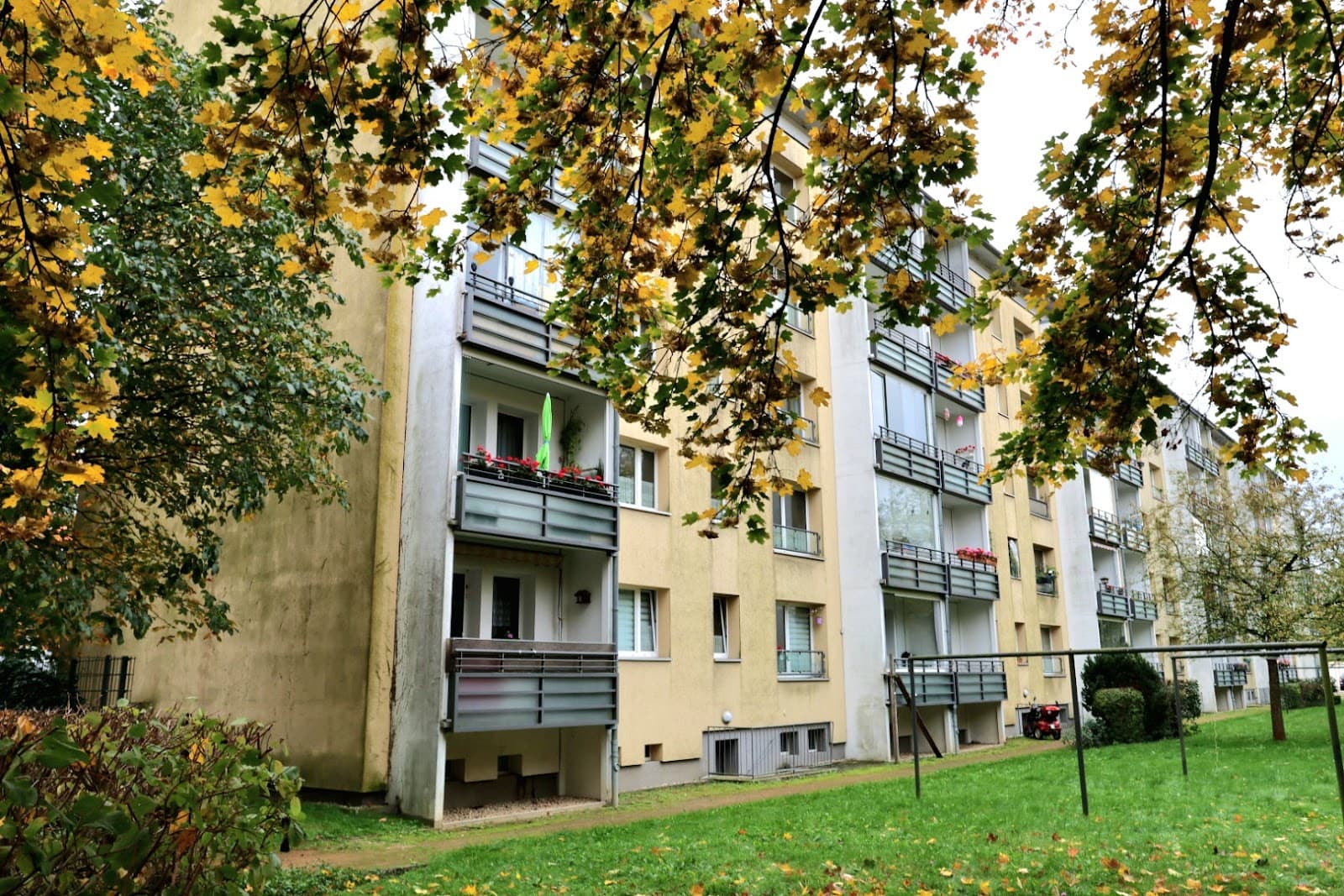 Lage - Zuschnitt und Fensteraussicht überzeugen!