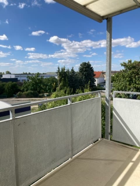 Geräumige 3 Zimmer Wohnung mit Balkon