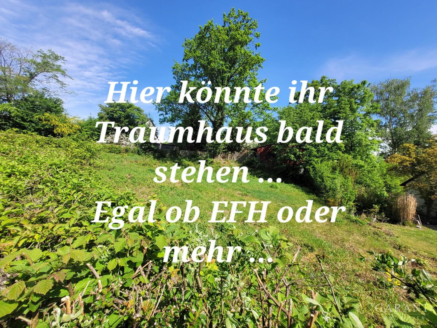 Grundstück für EFH oder MFH-Bebauung - Hanglage - voll erschlossen