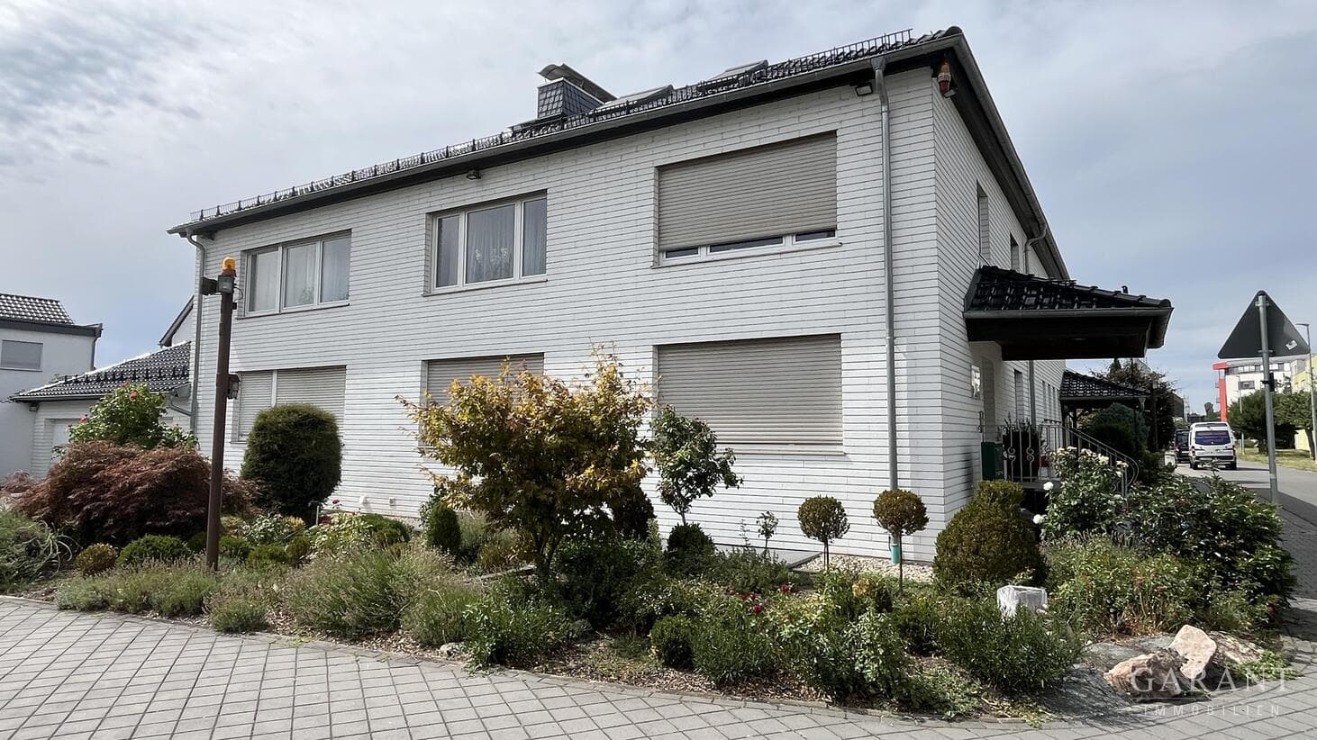 Vielseitiges Mehrfamilienhaus mit großem Grundstück und Ausbaupotenzial