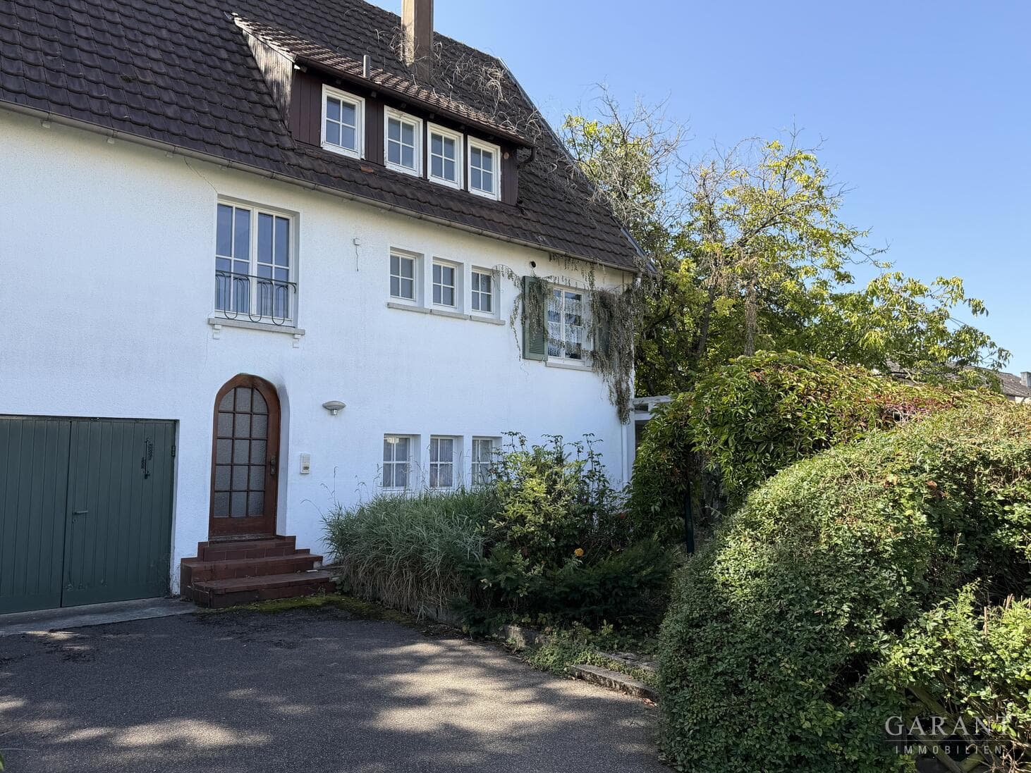 Zweifamilienhaus mit Gestaltungsmöglichkeit in Weinstadt-Endersbach