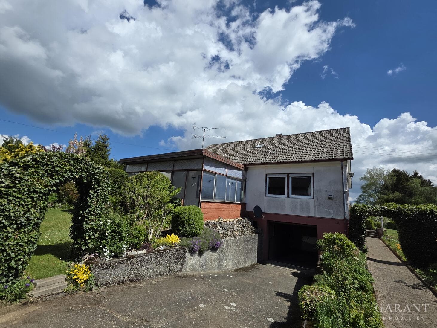 Freistehendes Haus mit Garten in Heinstetten