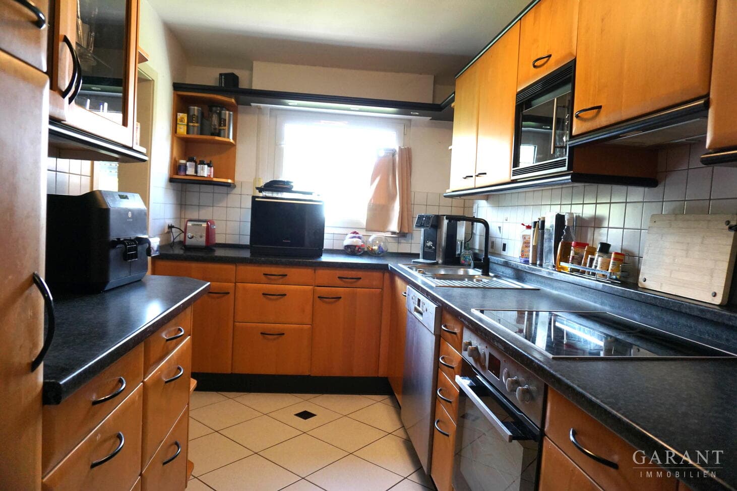 Dachgeschoss-Wohnung mit viel Platz, Ruhe und besonderen Extras in Mötzingen