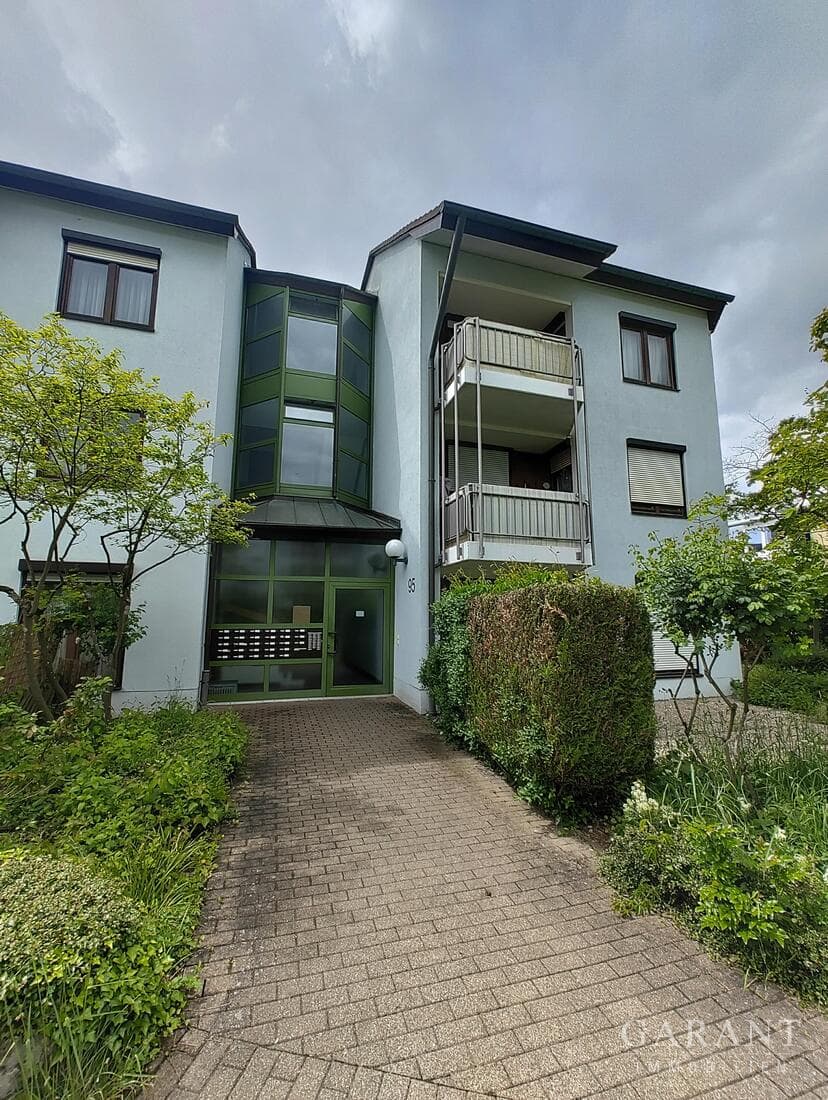 2 Zimmer-Dachgeschoss-Wohnung in Stuttgart-Sommerrain/Bad Cannstatt