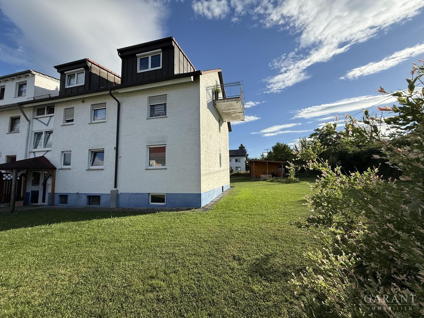 Ein Haus, viele Möglichkeiten - Großzügiges 3-Familienhaus mit traumhaftem Garten