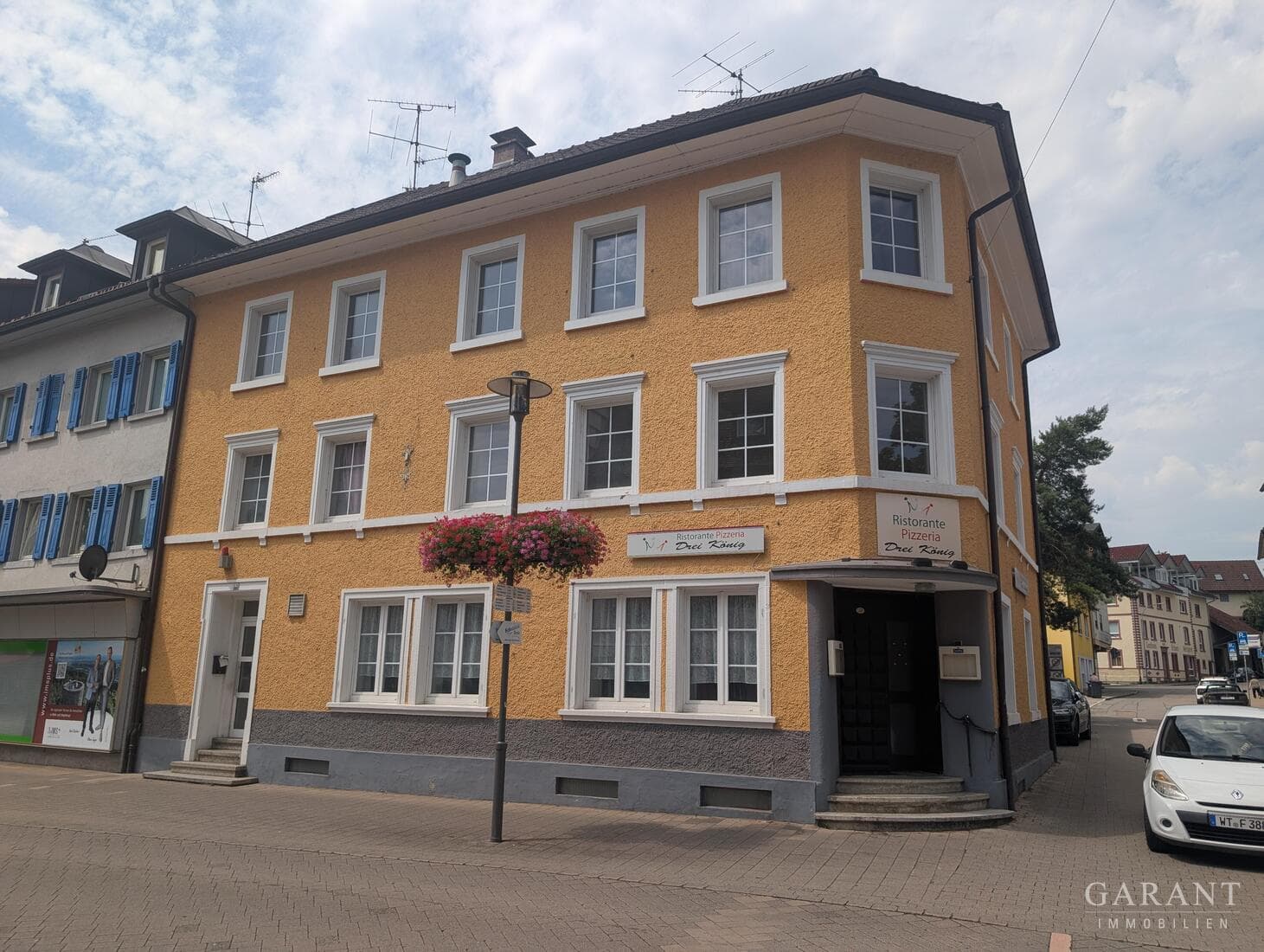 Gasthaus Drei König! Mitten im Zentrum von Wehr! Vergangenheit macht Raum für eine neue Zukunft.