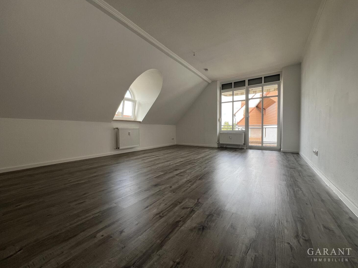 Top gepflegt, Top gelegen & Sofort bezugsfrei! 1-Zimmer-Wohnung mit Balkon, Keller & TG-Stellplatz