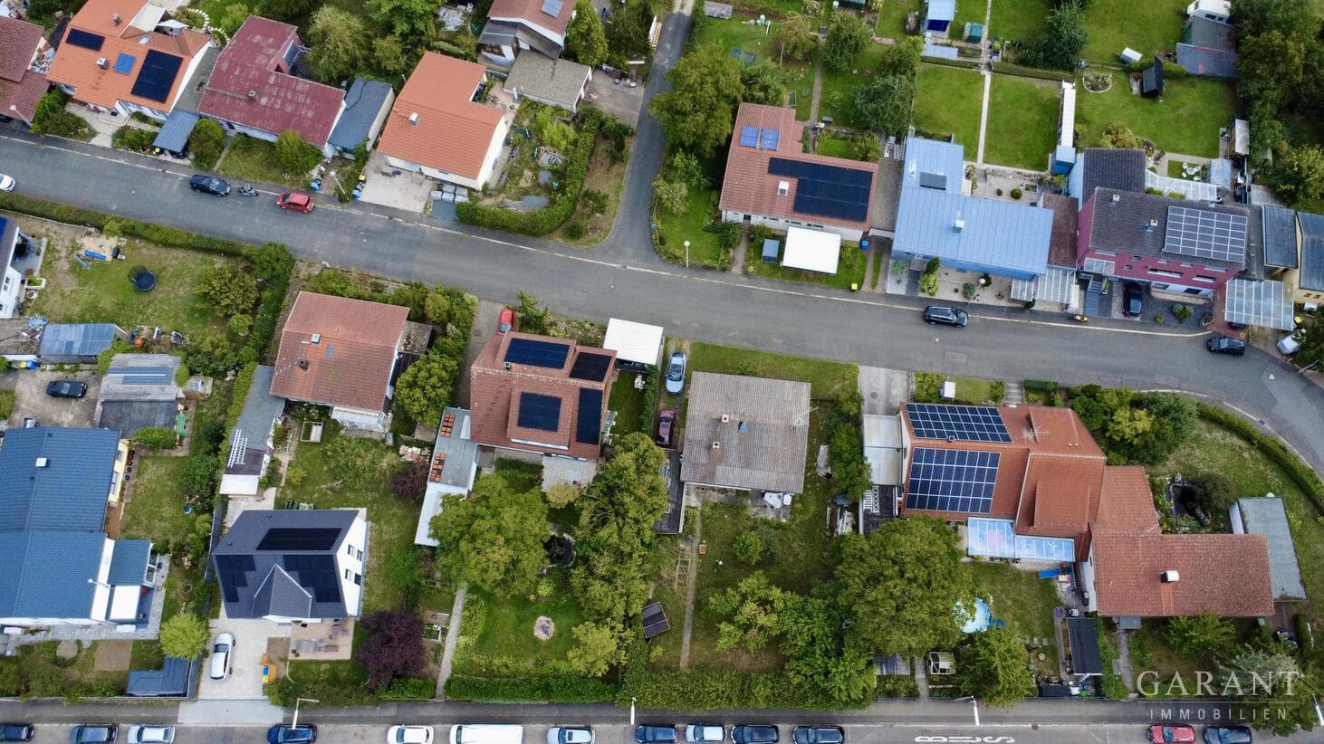 Grundstück mit Potenzial und vielfältigen Möglichkeiten zur Neubebauung