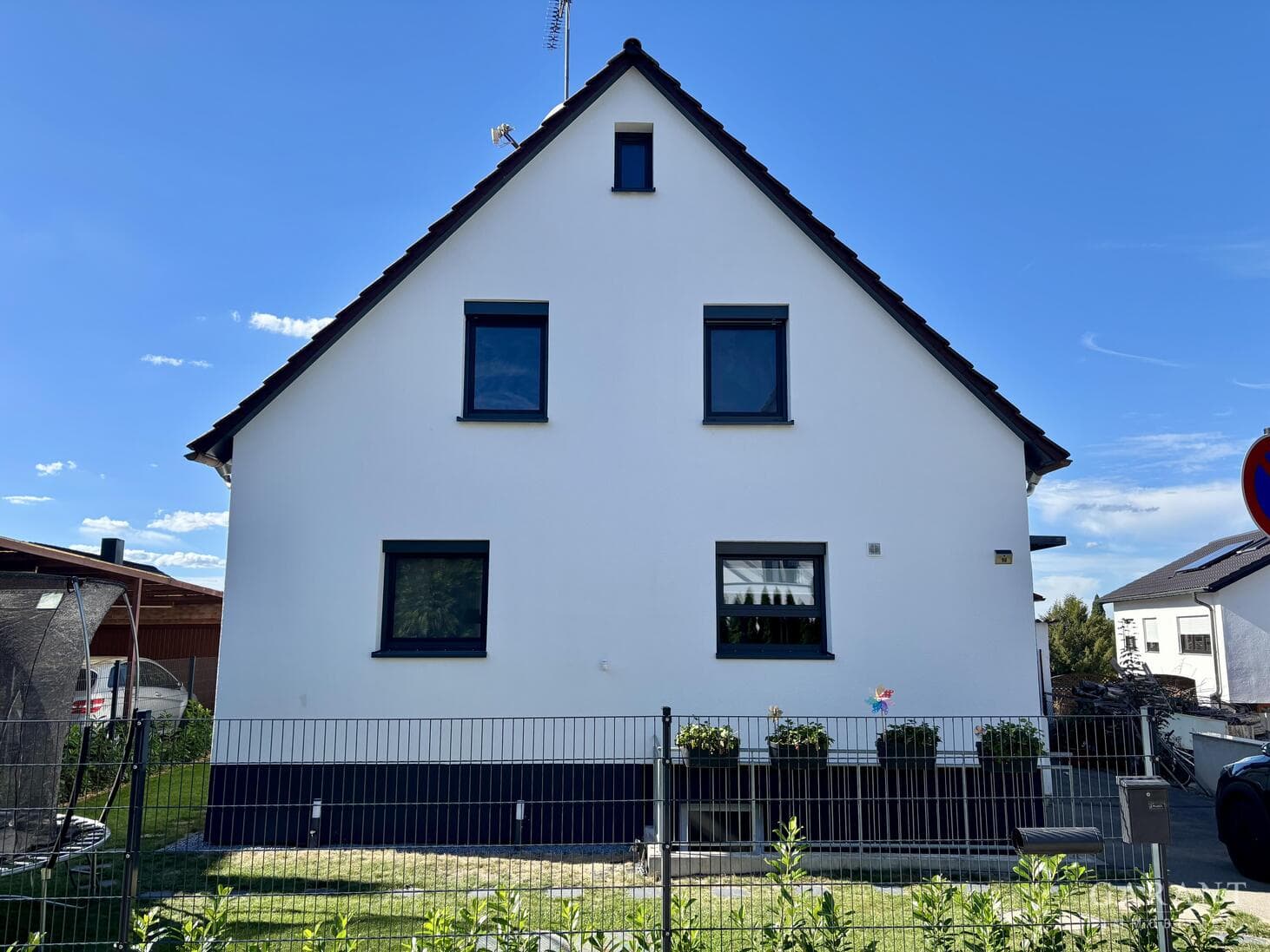 Premium Wohnen zum Bestpreis: Kernsanierter Wohntraum mit eingebautem Preisvorteil