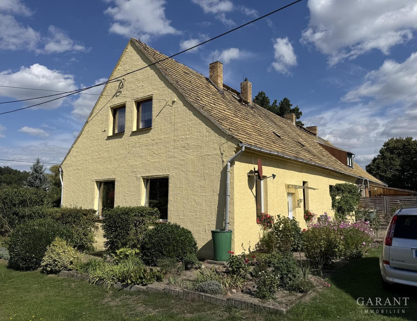 Doppelhaushälfte mit Garten in Dahlenberg