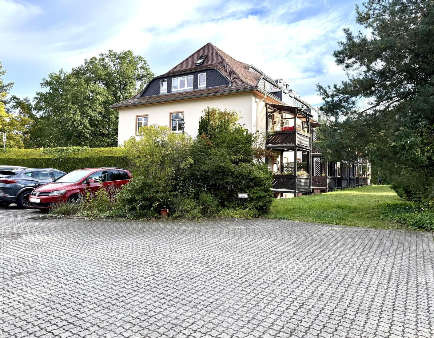 3 Zimmer-Maisonette-Wohnung mit zwei Balkonen