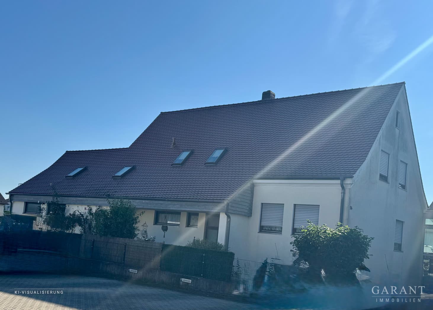 Einfamilienhaus mit Einliegerwohnung und Ausbaupotenzial