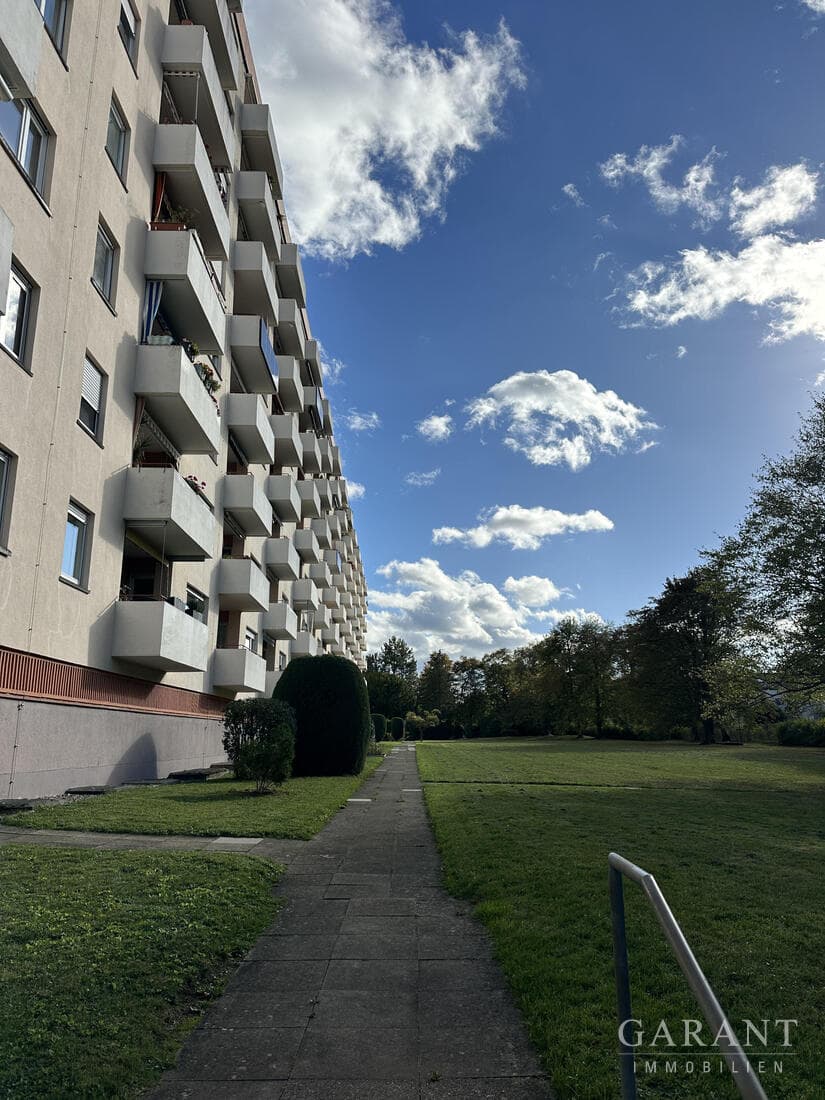 Perfekte Familienwohnung mit 4 Zimmer-Wohnung und Balkon!