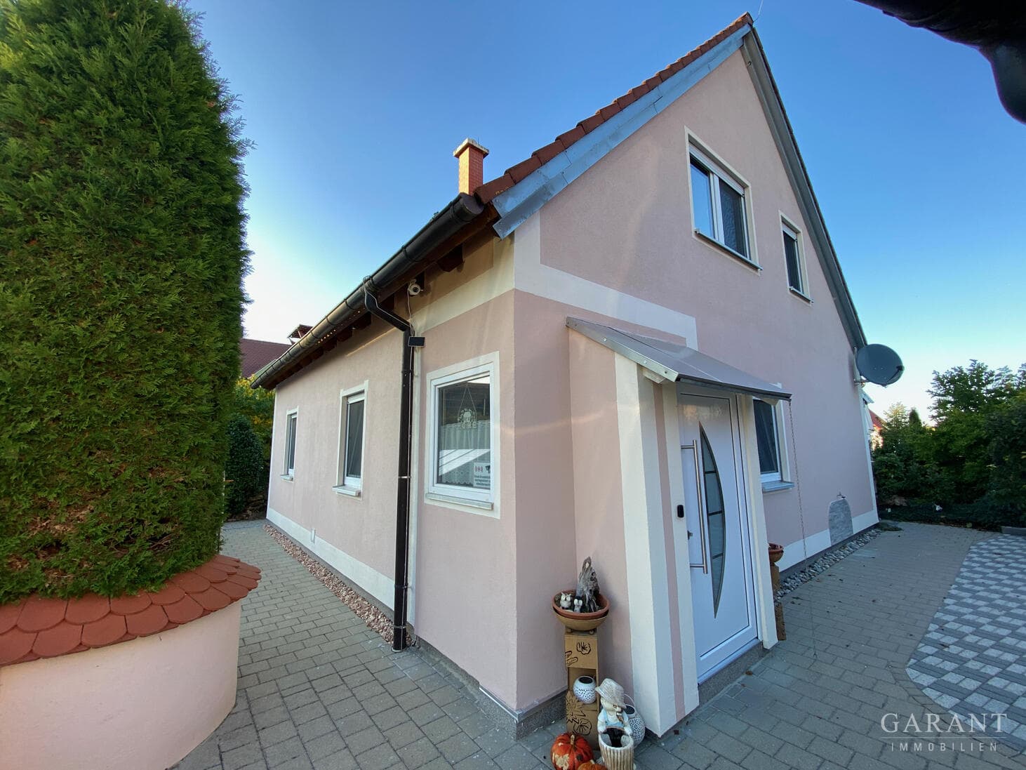 Gepflegtes Einfamilienhaus in ruhiger Lage, NÖRDLINGEN-Ortsteil