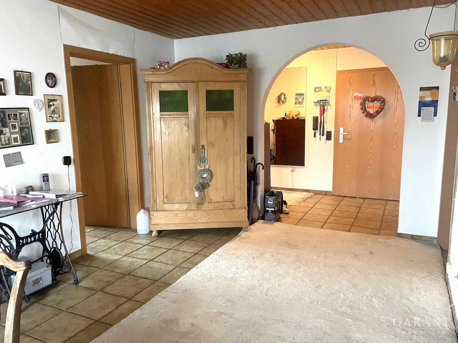 * Charmante 3,5 Zimmer-Wohnung mit Terrasse inkl. Garage * in herrlicher Lage *