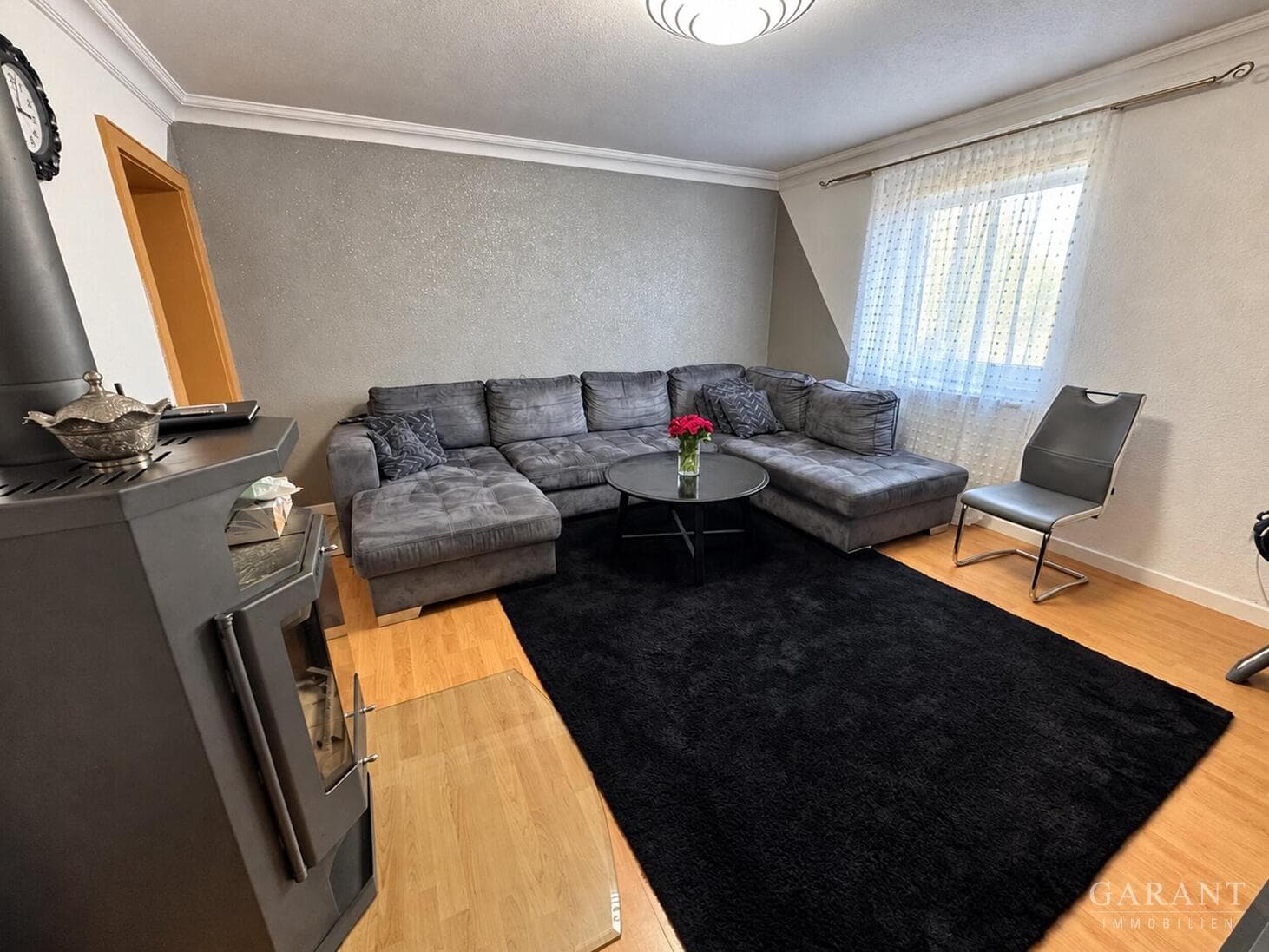 *Helle 4 Zimmer-Wohnung in Kempten - gemütliches Wohnen mit Schwedenofen und Garage!*