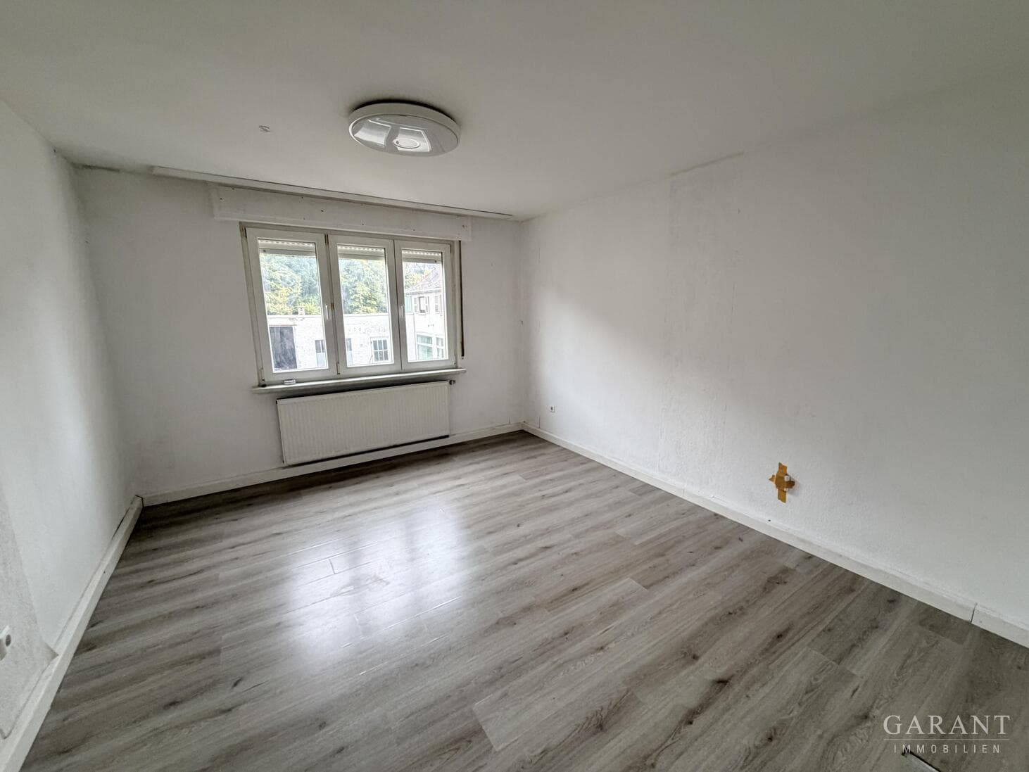 3 Zimmer-Wohnung mit Balkon und Außenstellplatz in Mosbach