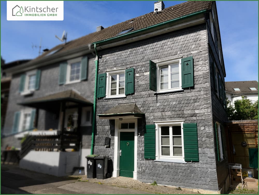 > SANIERTES Fachwerkhaus / DHH - mit Schuppen - Keller denkmalgeschützt - in Burscheid Mitte