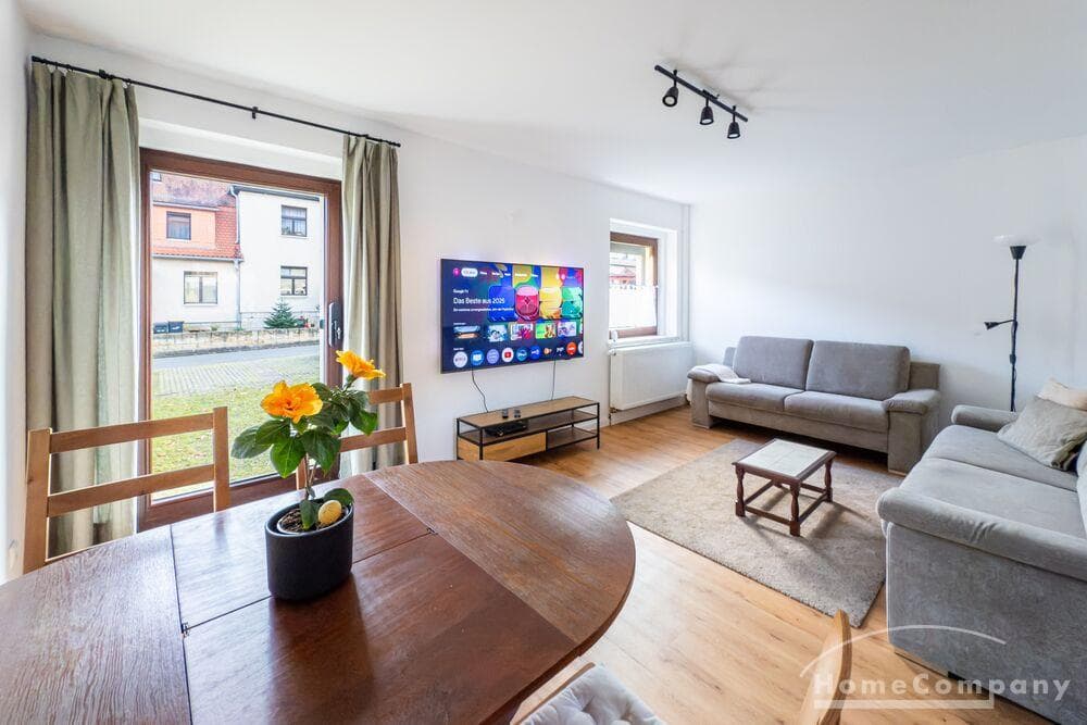 25170 HomeCompany Dresden Möbliert/Furnished Reihenhaus in Pirna max. 4 Personen