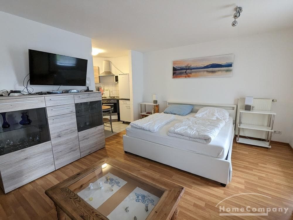 27793 HomeCompany Möbliert/Furnished Studio Apartment mit Balkon in Leipzig-Böhlen max. 2 Personen