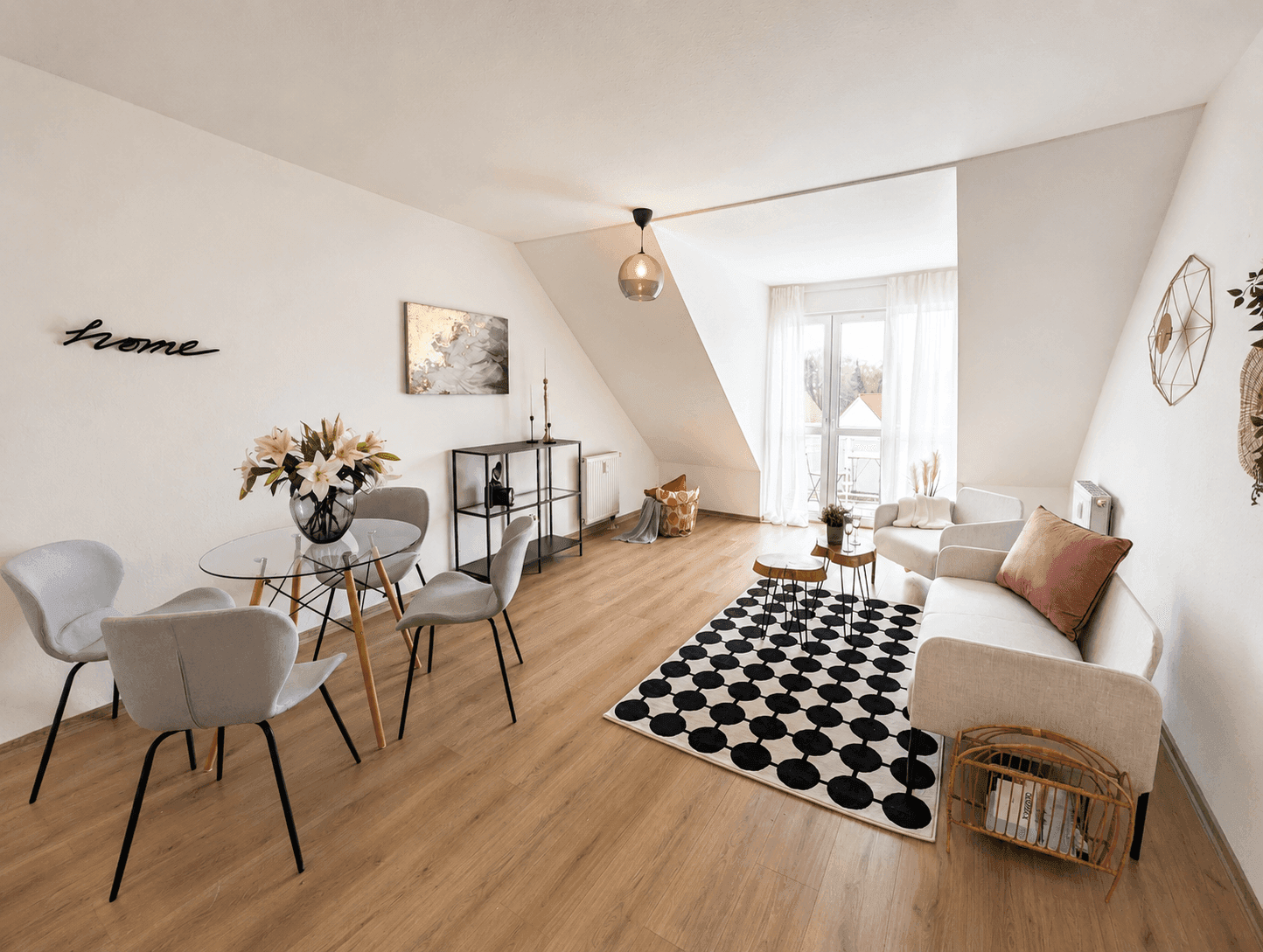 3-Zimmer-Maisonette-Wohnung in Liebertwolkwitz mit 2 Balkonen und Tiefgarage