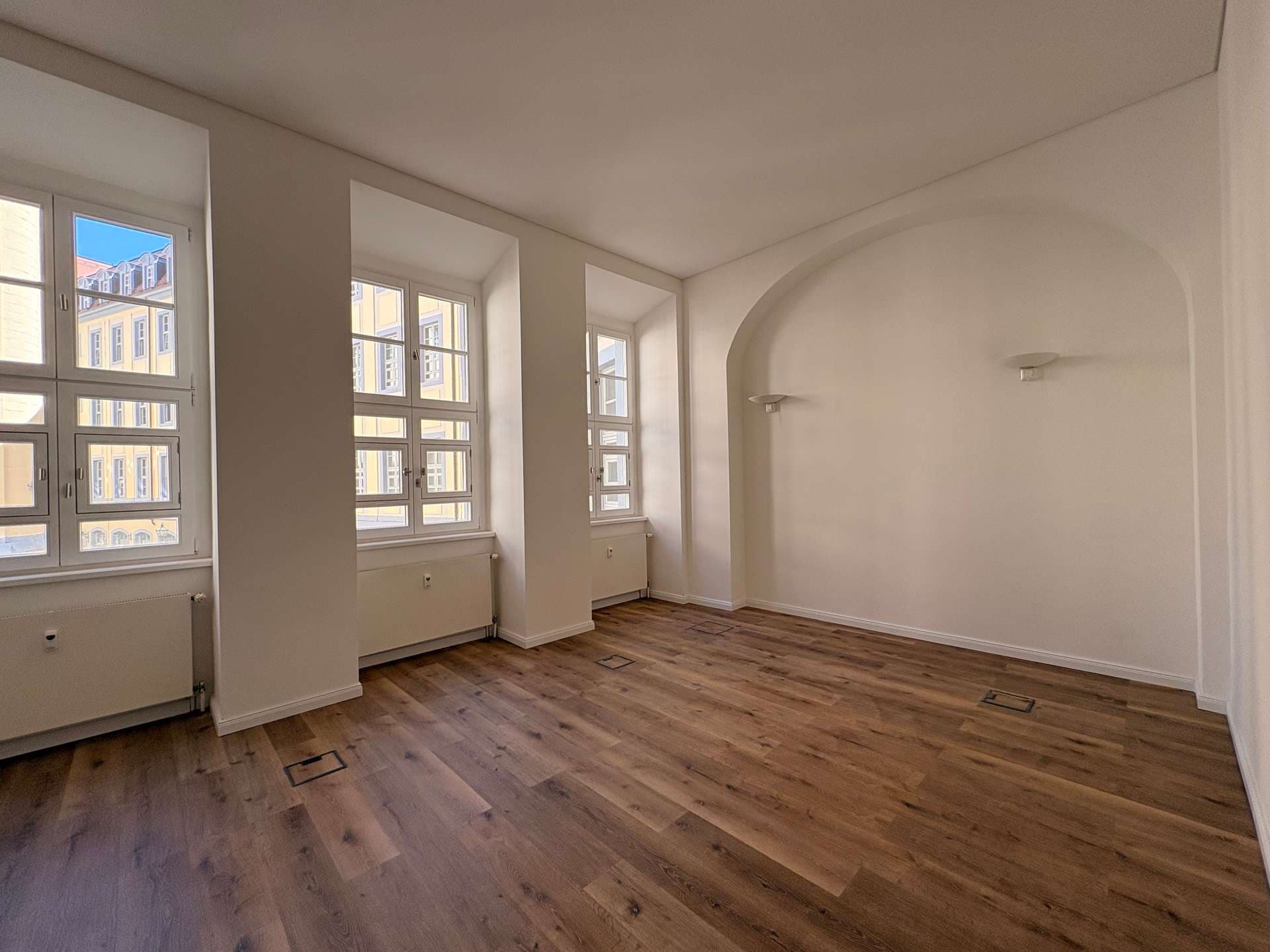 Zentraler geht nicht: Ihr neues Büro mit 81m² direkt im Barthels Hof!
