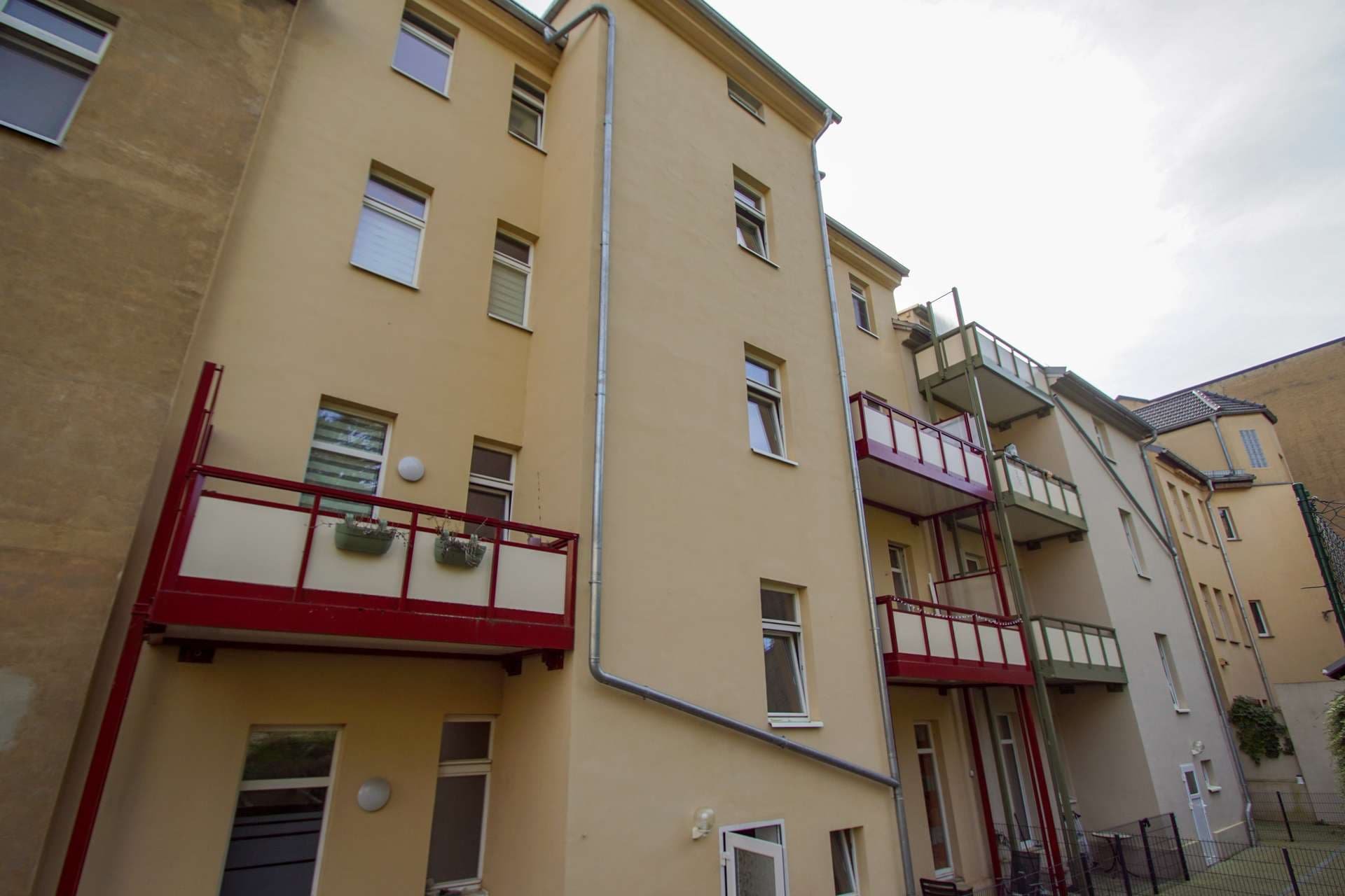 Portfolio aus 3 sanierten Mehrfamilienhäusern in Altenburg und Meuselwitz
