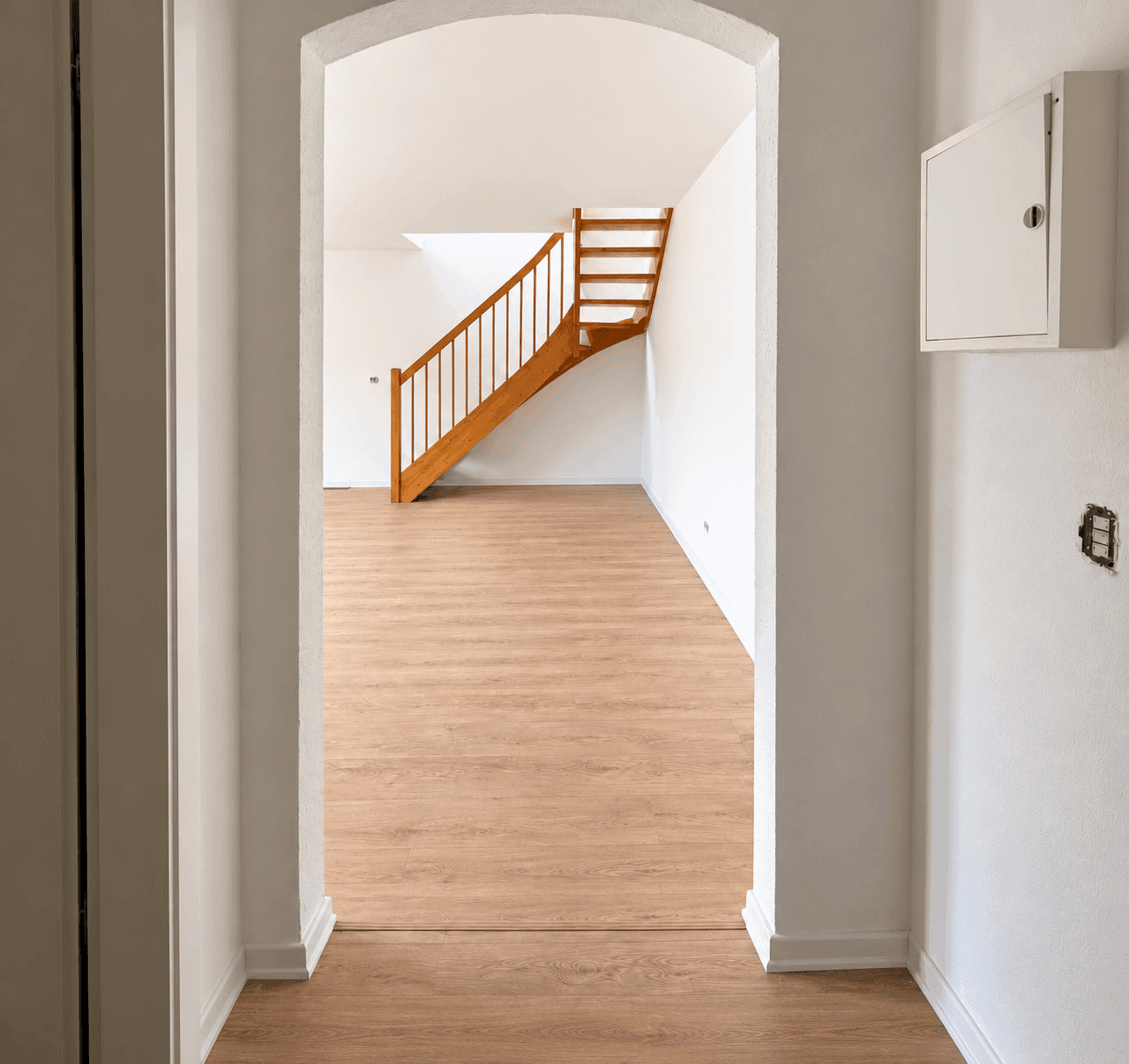 Sanierte 3-Raum Maisonettewohnung mit großem Balkon in Stadtnähe