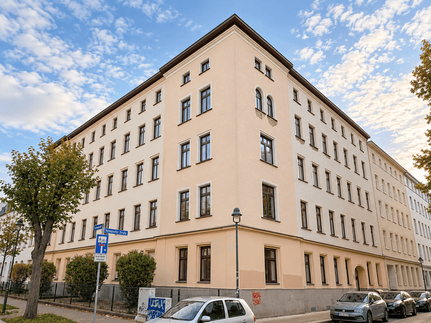 gemütliche 2 Zimmerwohnung mit Balkon im ruhigen Hinterhaus!