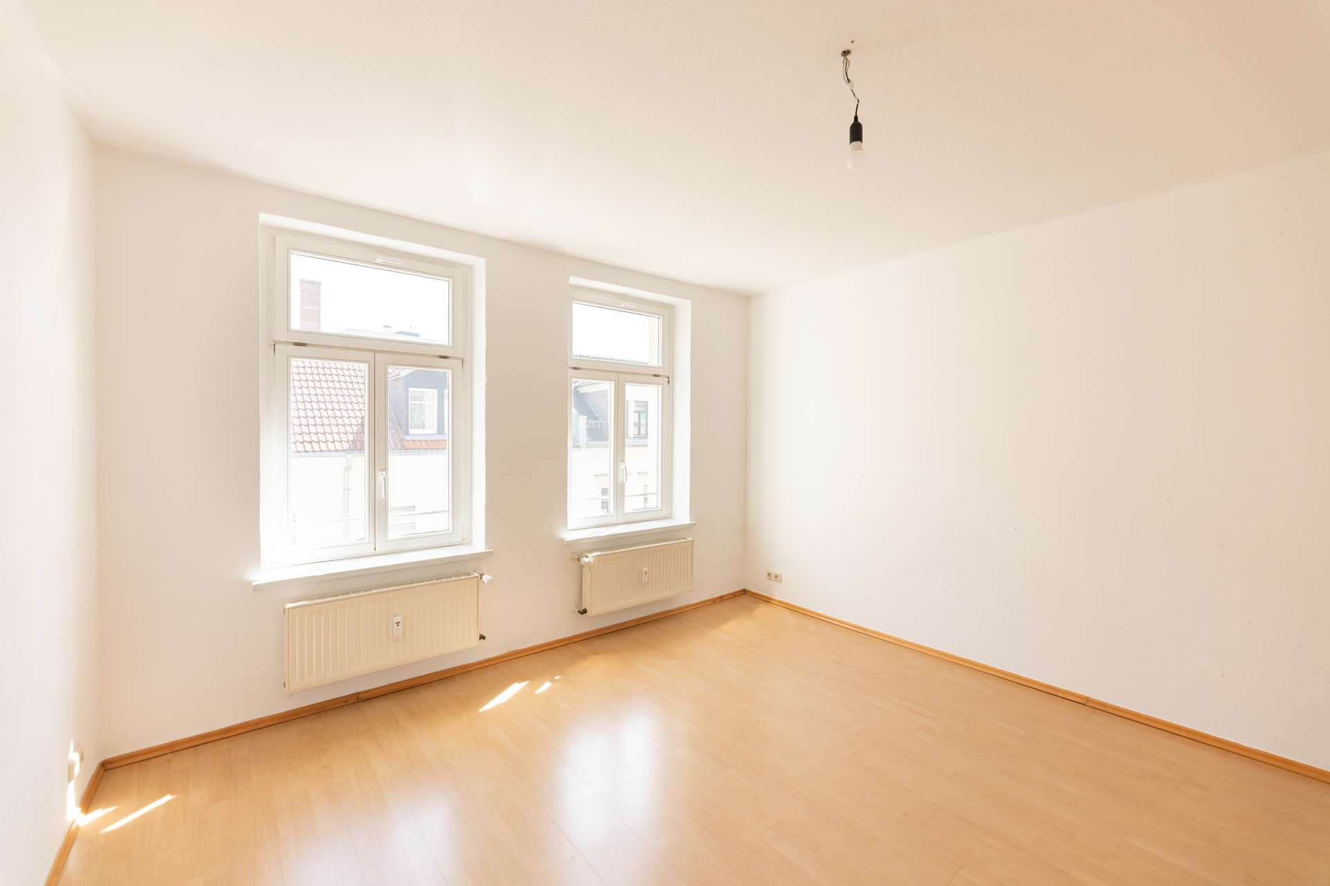 Attraktive 1,5-Zimmer-Wohnung mit Balkon und Keller in Leipzig-Reudnitz