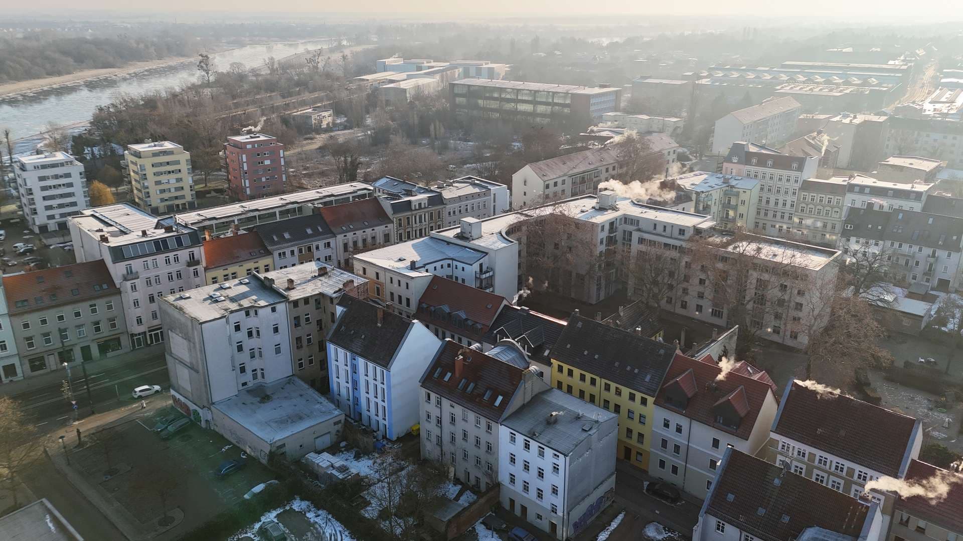 Wohnobjekt an der Elbe mit Potenzial: Rendite bis zu 6% möglich