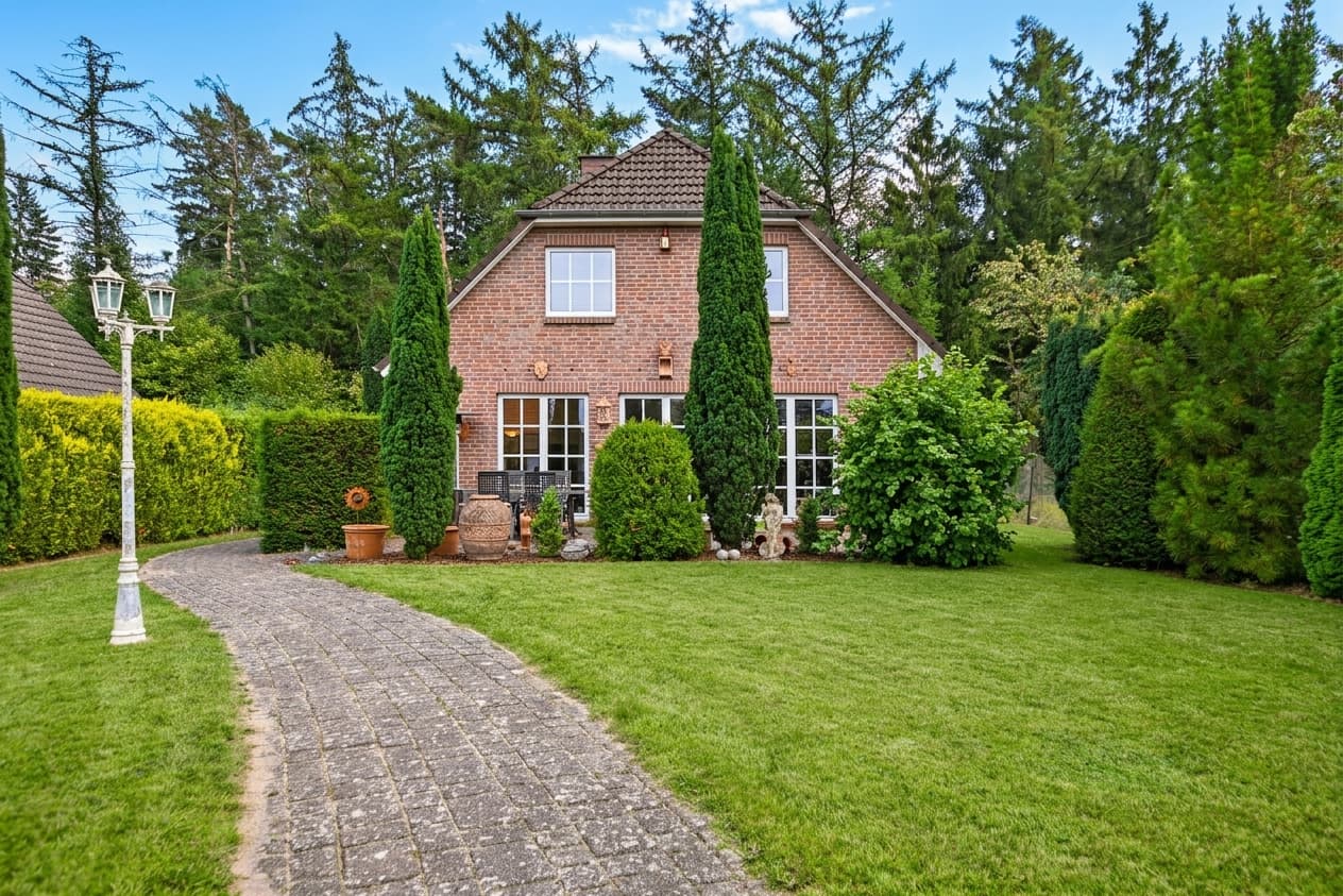 Raumwunder-Einfamilienhaus in Waldrandlage mit viel Entwicklungspotenzial – Henstedt-Rhen