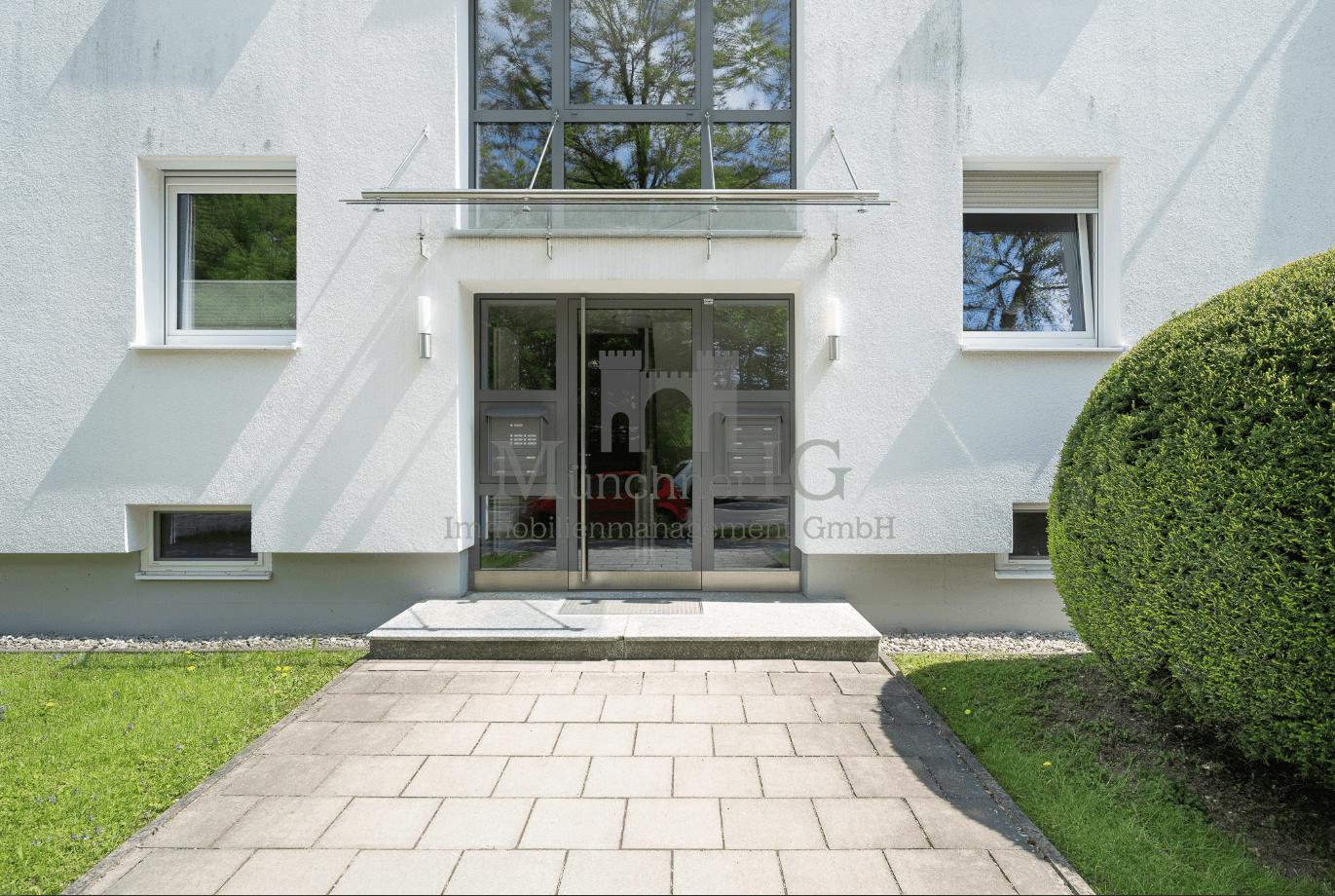 MÜNCHNER IG: Traumhafte Penthouse-Style-Wohnung in begehrter & ruhiger Lage von Solln!