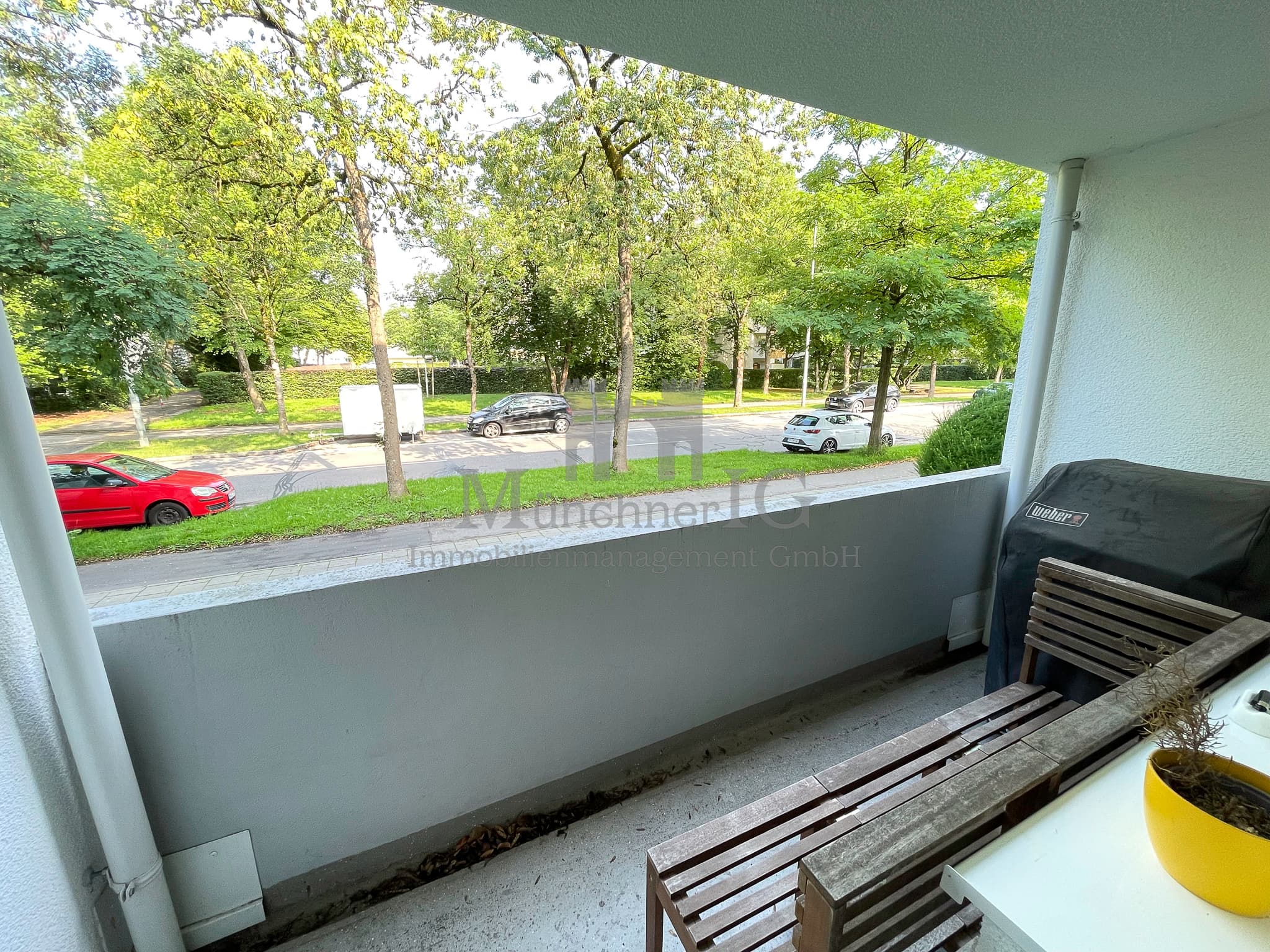 MÜNCHNER IG: Helles Apartment M.-Solln mit Balkon – ruhig gelegen und top gepflegt!