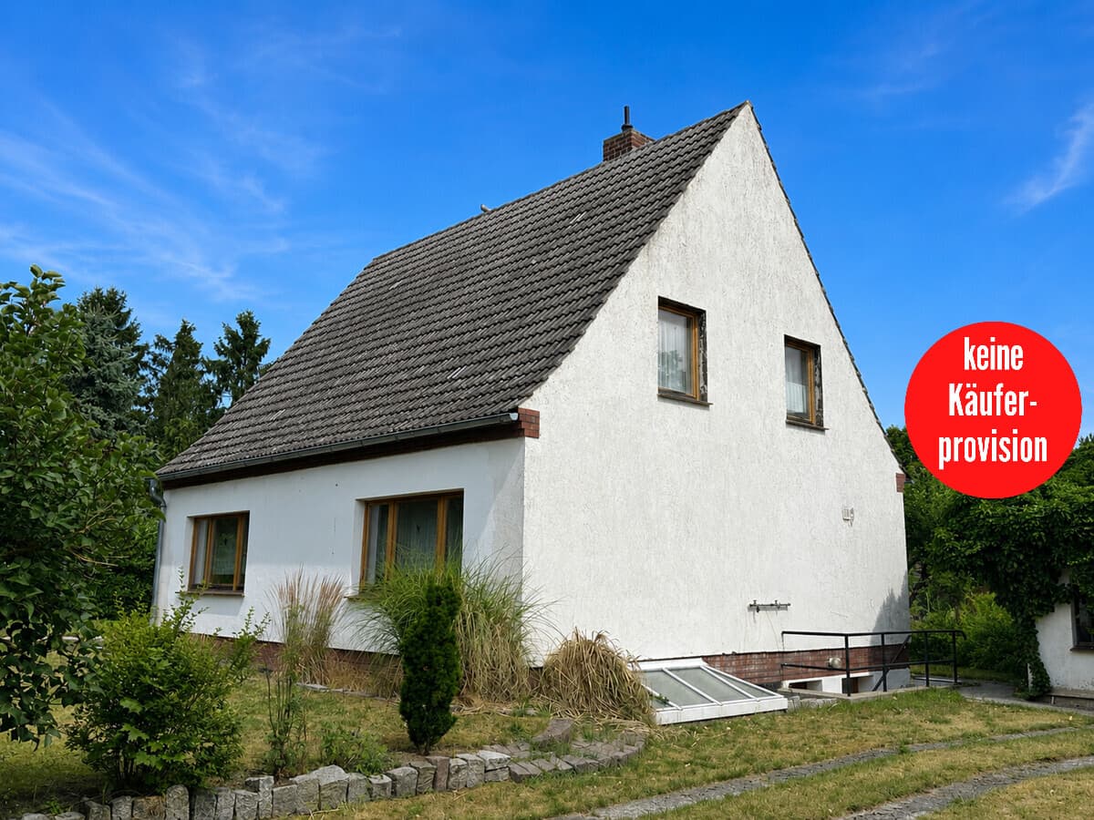 HORN IMMOBILIEN ++ Einfamilienhaus, voll unterkellert mit Garage, Ferdinandshof