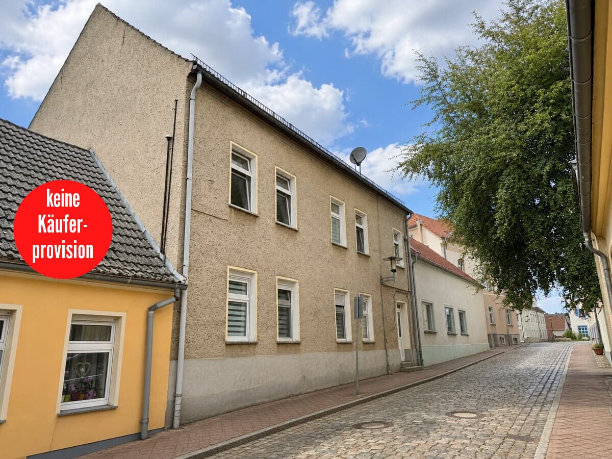 HORN IMMOBILIEN ++ Wohn- und Geschäftshaus im Zentrum von Penkun