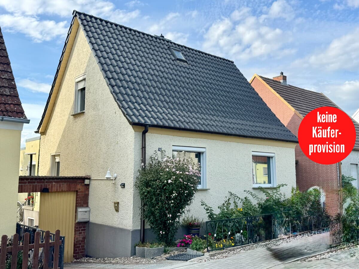 HORN IMMOBILIEN ++ Neubrandenburg, Am Blumenborn, Haus mit Einliegerwohnung in guter Lage