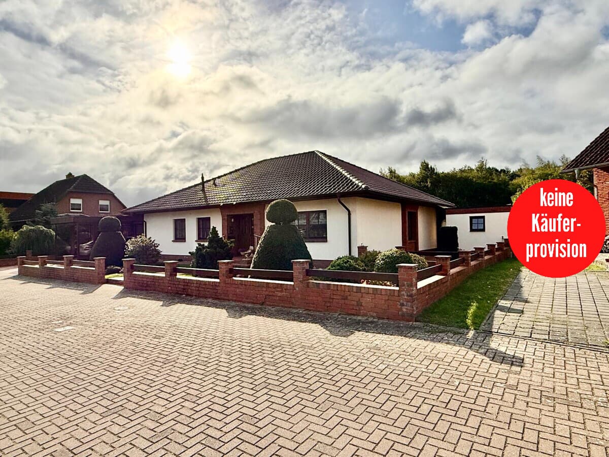 HORN IMMOBILIEN++ Neubrandenburg, gepflegter Bungalow mit großem Grundstück und vielen Extras
-vermietet-