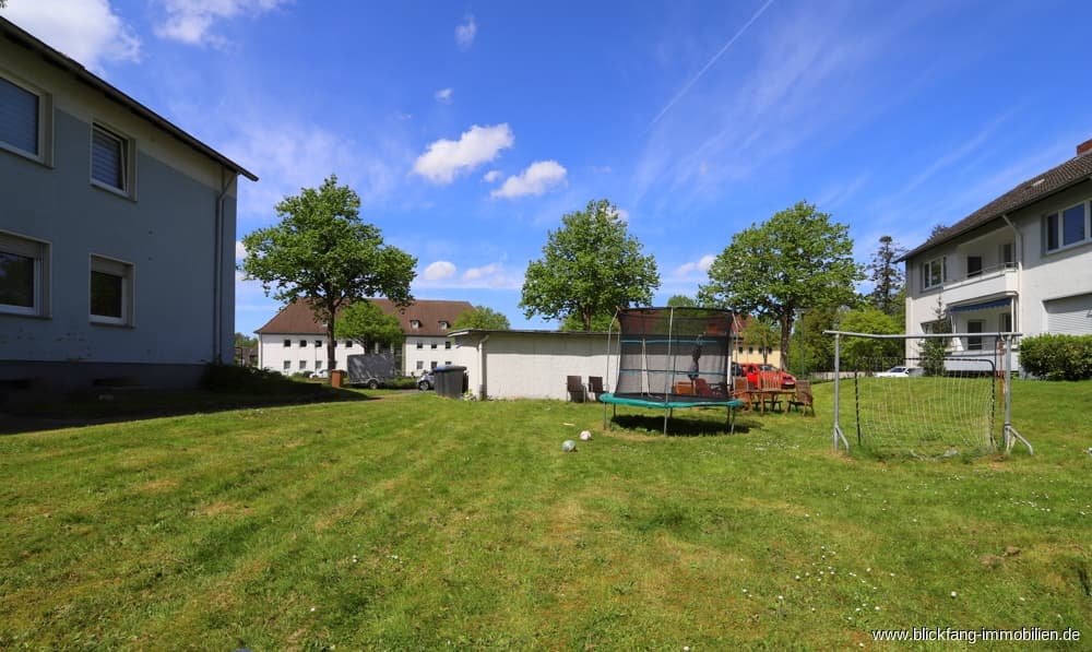 Renovierte Wohng. im EG zu ca. 62 qm, 3 Zim., Balkon, Badezimmer mit Tageslicht in Lippstadt!