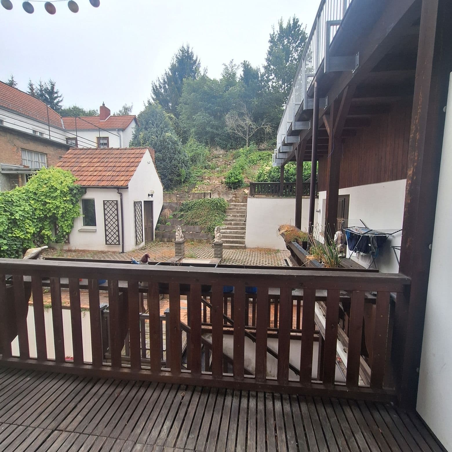 Stilvolle 3-Zimmer-Wohnung mit großem Privatgarten, Balkon und hochwertiger Sanierung in Jena