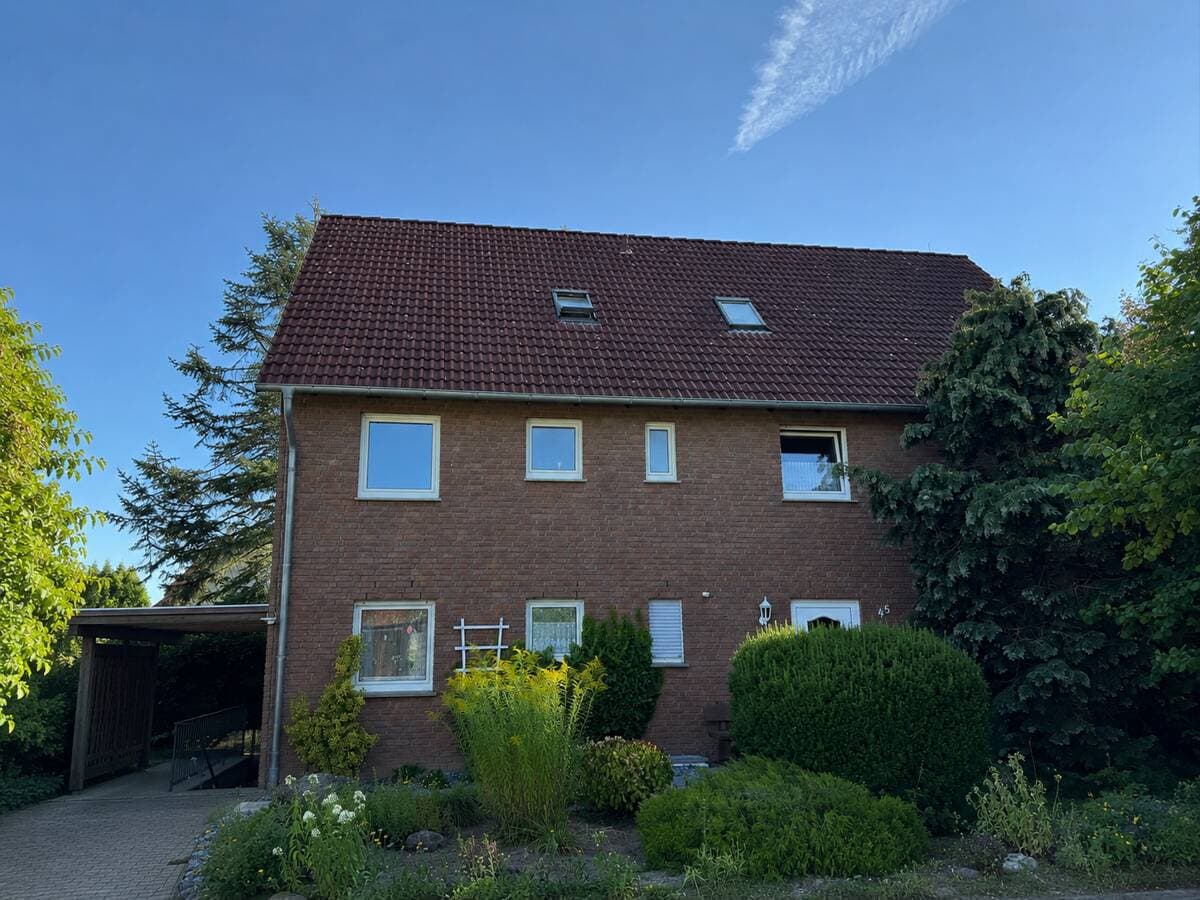 Bückeburg, für Kapitalanleger und Eigennuzter mit Weitsicht, 3-Fam-Haus, EG sofort bezugsfrei