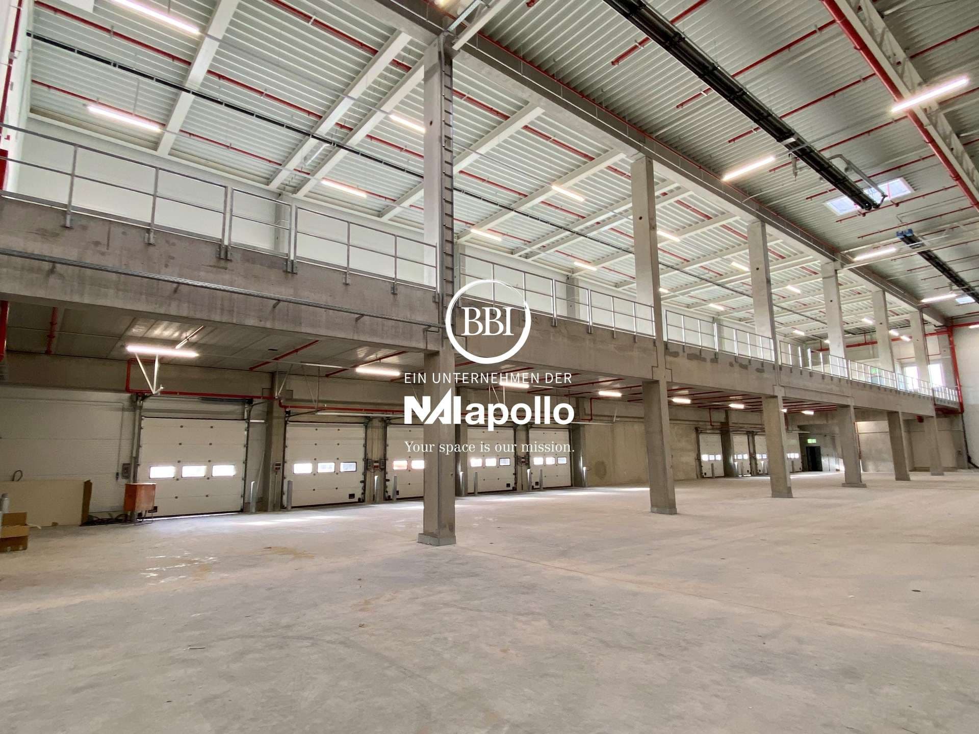 Logistikfläche 10.900 m² zur Miete in Schönefeld, 6 km zum BER