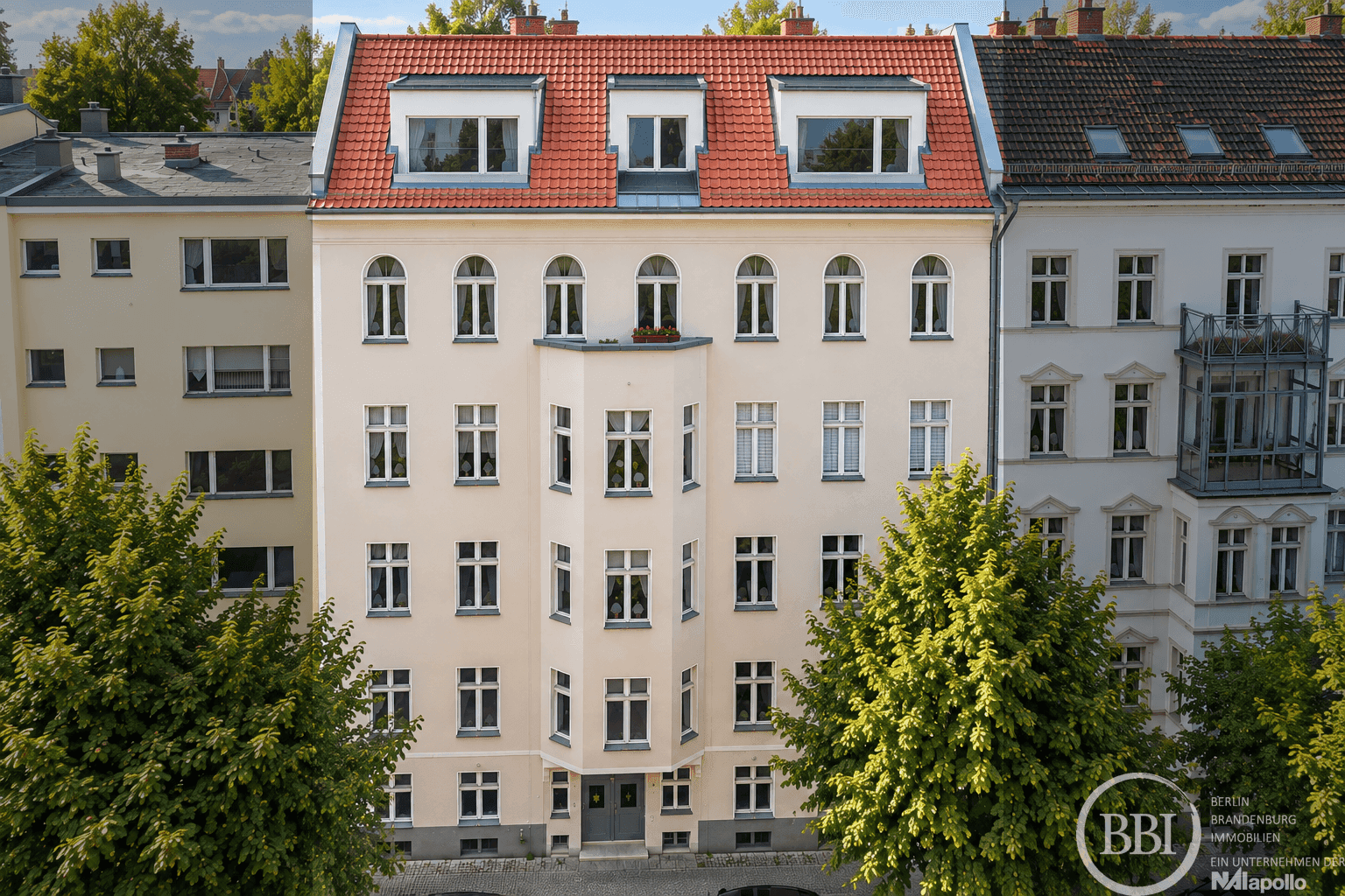 Einziehen und Wohlfühlen: Ruhige 2-Zi-Altbauwohnung zum Innenhof mit Balkon, ohne Provision