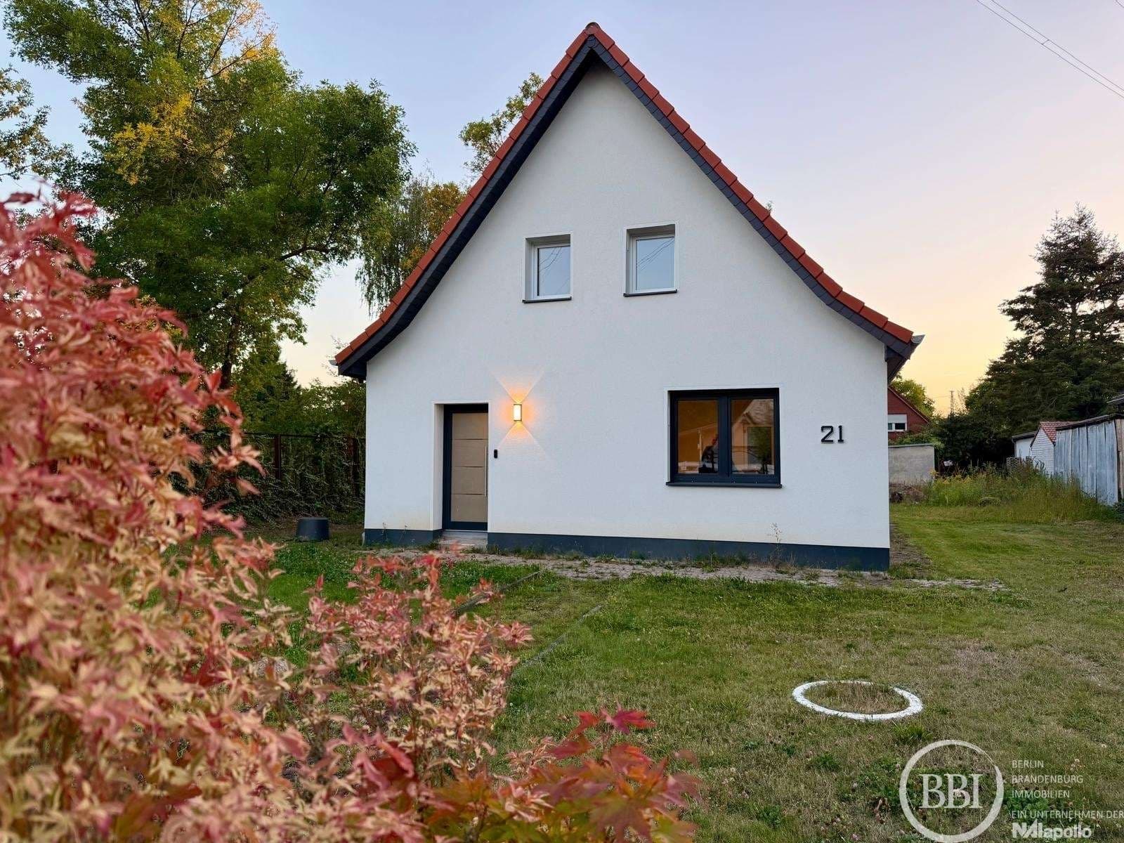 Erstbezug nach Sanierung: Einfamilienhaus in Mahlow mit großem Garten
