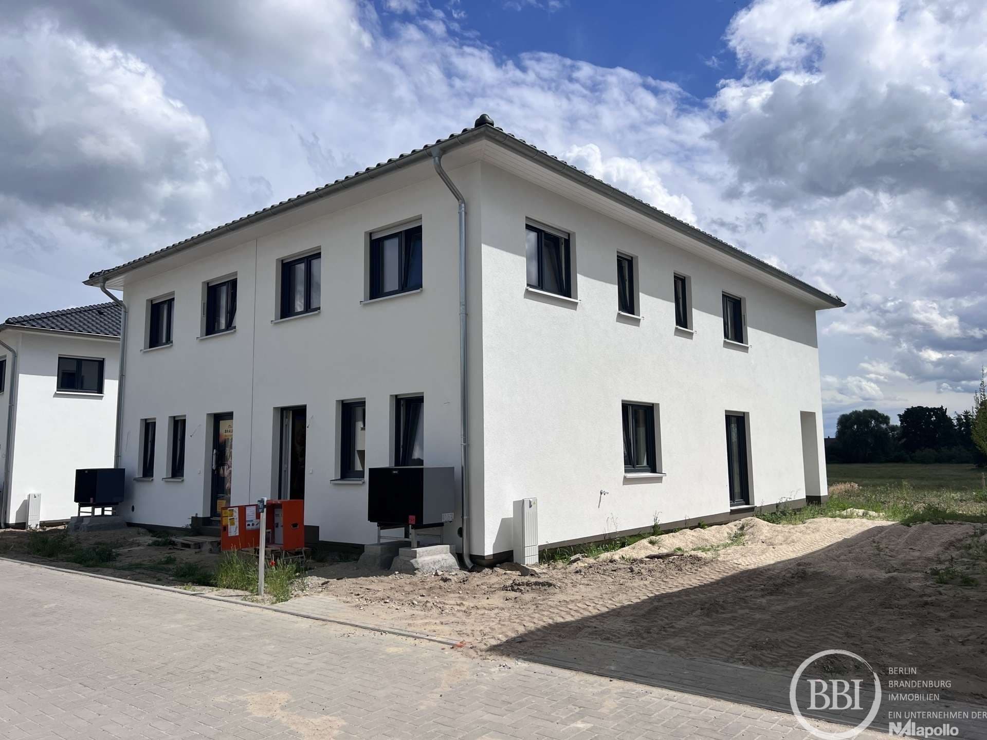 Provisionsfrei: Fünf Zimmer, eigener Grund, Natur nebenan: 141 m² in Beelitz