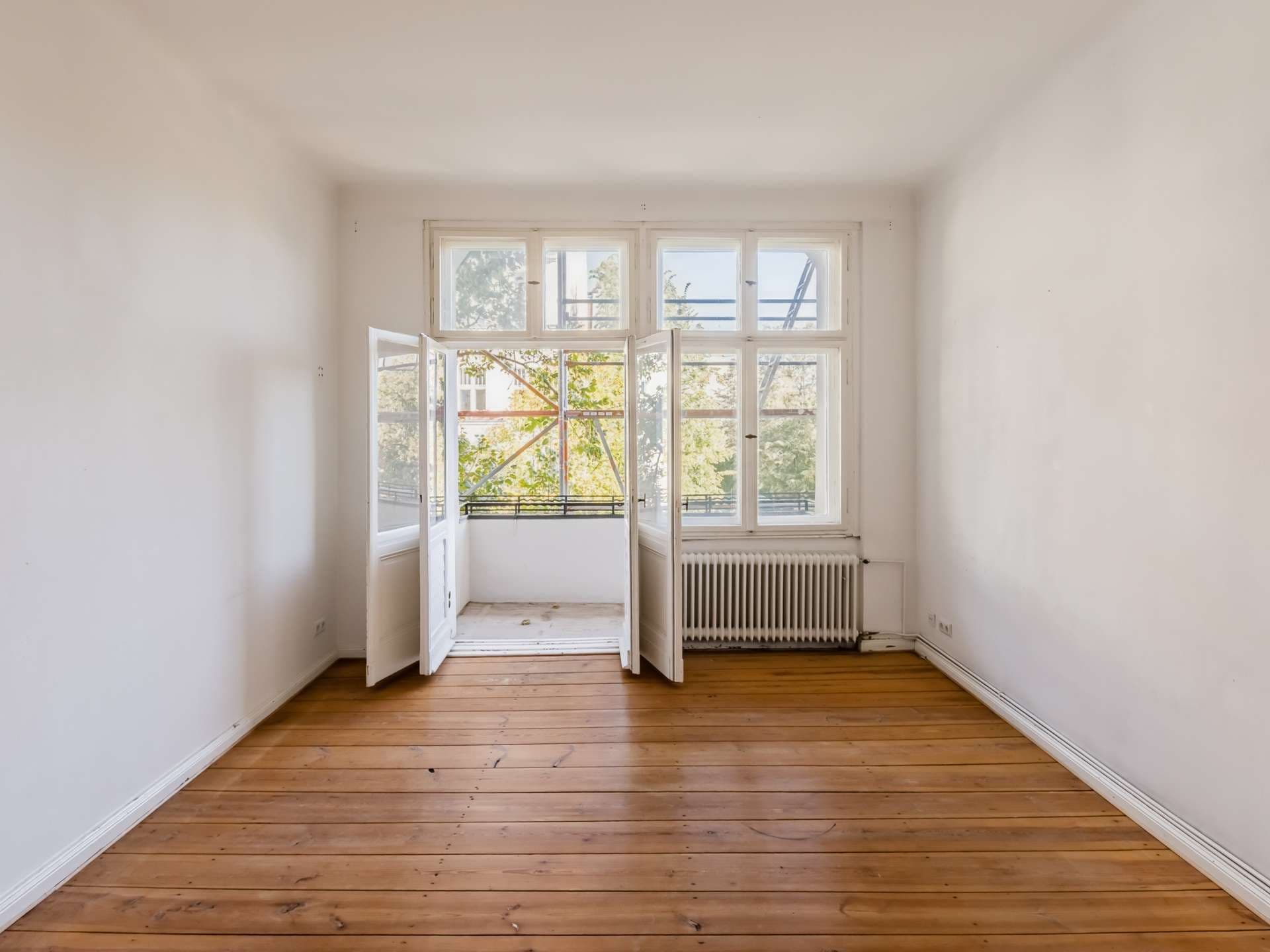 Charmante 2-Zimmer-Altbauwohnung mit Balkon nahe Maybachufer