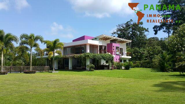 PANAMA: Traumhafte Villa in Strandnähe und als Renditeobjekt erweiterbar